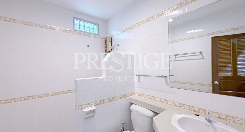 For rent 4 bedrooms house in Bang Lamung, Chonburi