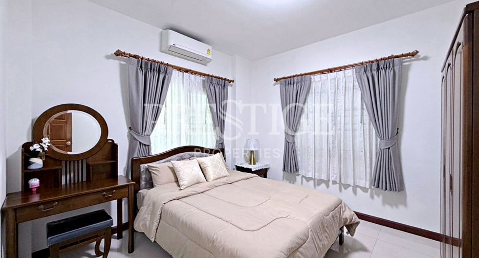 For rent 4 bedrooms house in Bang Lamung, Chonburi