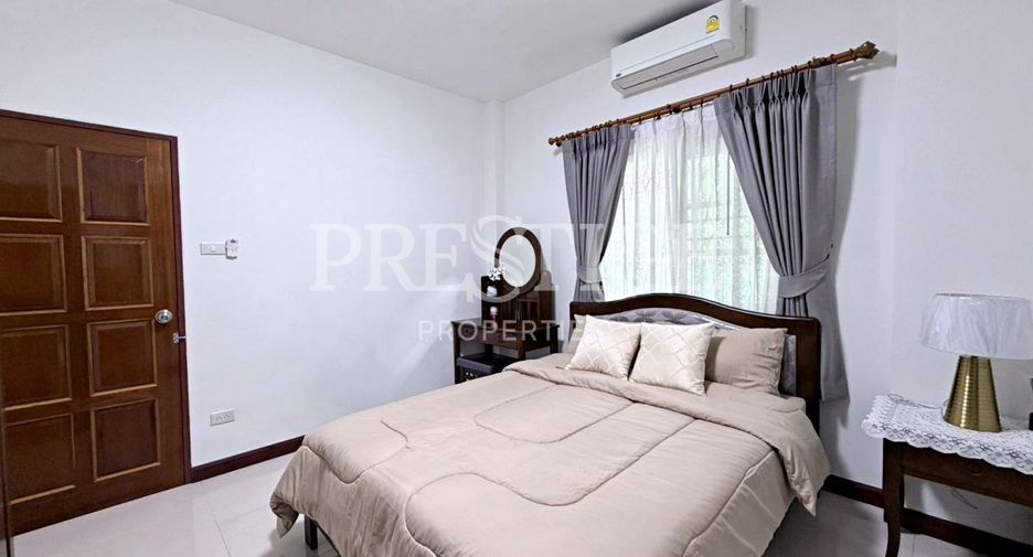 For rent 4 bedrooms house in Bang Lamung, Chonburi