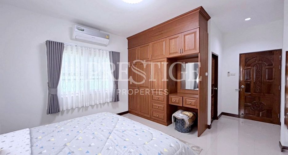 For rent 4 bedrooms house in Bang Lamung, Chonburi