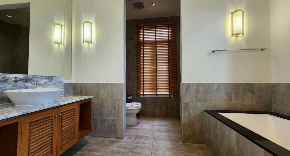 For sale 2 bedrooms condo in Cha Am, Phetchaburi