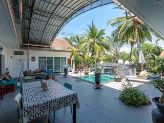 For sale 2 bedrooms villa in Hua Hin, Prachuap Khiri Khan
