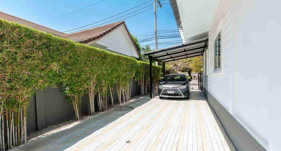 For sale 2 bedrooms villa in Hua Hin, Prachuap Khiri Khan