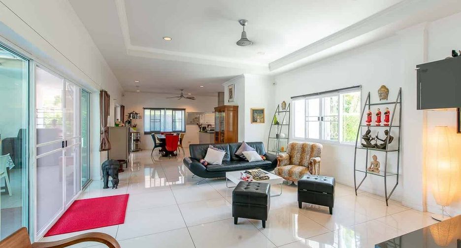 For sale 2 bedrooms villa in Hua Hin, Prachuap Khiri Khan