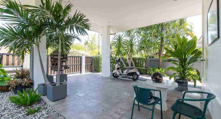 For sale 2 bedrooms villa in Hua Hin, Prachuap Khiri Khan