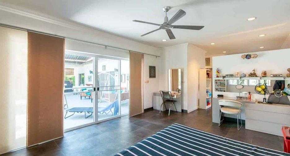 For sale 2 bedrooms villa in Hua Hin, Prachuap Khiri Khan