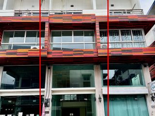 Local comercial en venta y en alquiler de 6 habitaciones en Mueang Chiang Mai, Chiang Mai