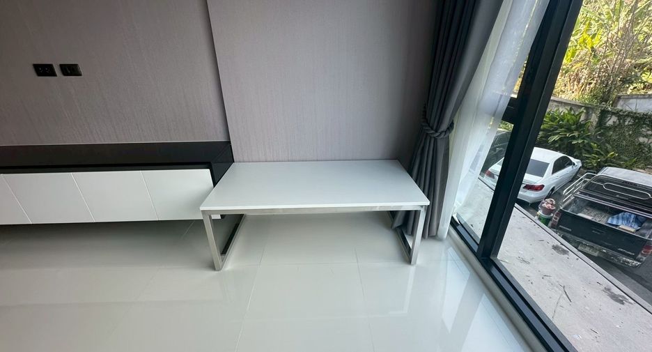For rent 2 bedrooms condo in Mueang Chiang Mai, Chiang Mai
