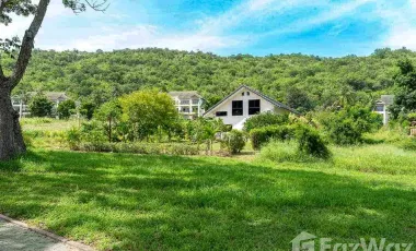 For sale 3 bedrooms house in Cha Am, Phetchaburi