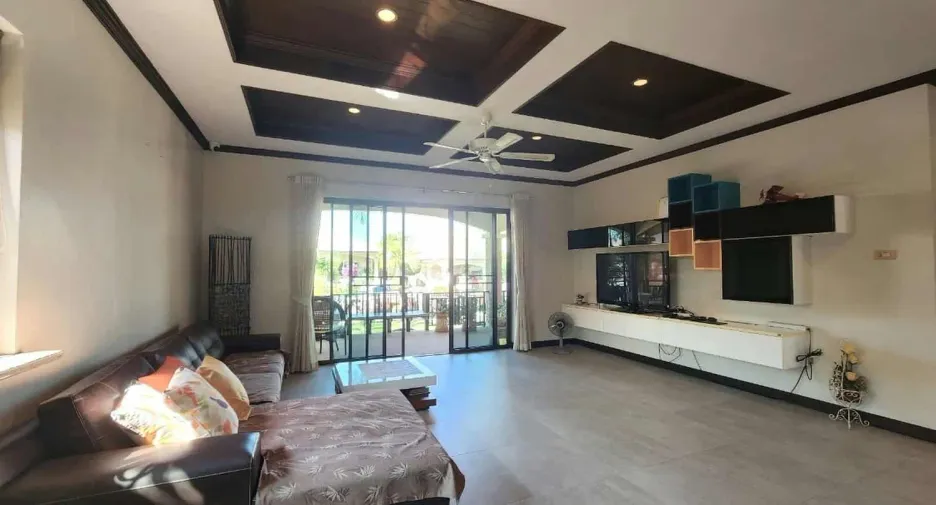 Villa zum Kauf mit 3 Zimmer in Cha Am, Phetchaburi