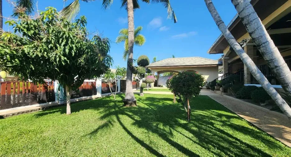 Villa zum Kauf mit 3 Zimmer in Cha Am, Phetchaburi