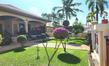 For sale 3 ベッドルーム villa in Cha Am, Phetchaburi