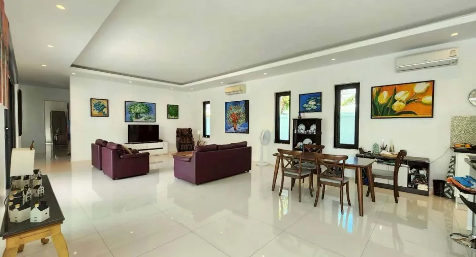 À vendre 3 chambres villa à Cha Am, Phetchaburi