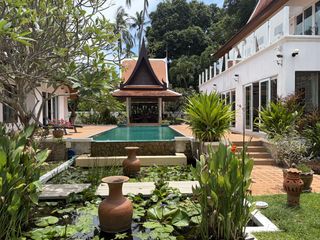 For sale 4 bedrooms villa in Ko Samui, Surat Thani