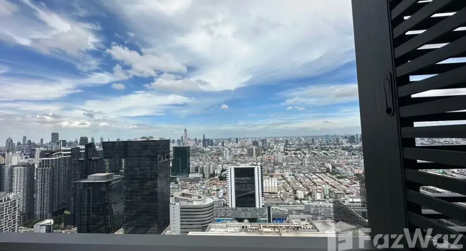 For rent 1 bed condo in Huai Khwang, Bangkok
