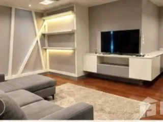 For rent 3 bedrooms condo in Huai Khwang, Bangkok