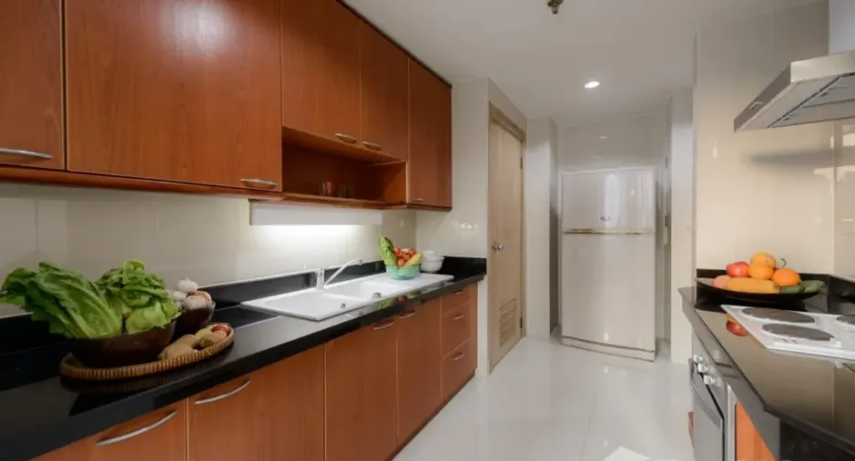 For rent 3 bedrooms apartment in Sathon, Bangkok