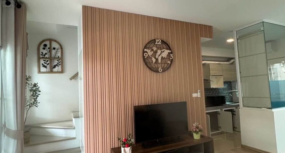 For rent 3 bedrooms townhouse in Bang Phli, Samut Prakan