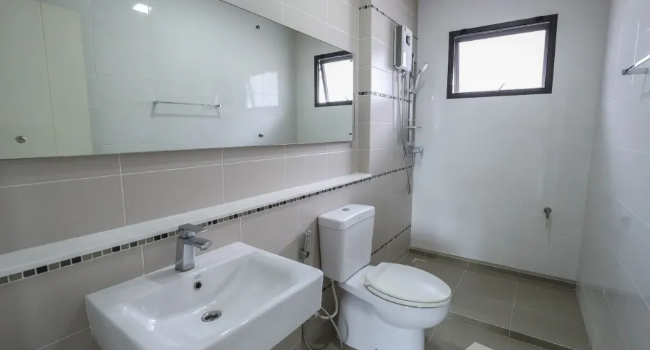 For rent 4 bedrooms house in Bang Khae, Bangkok