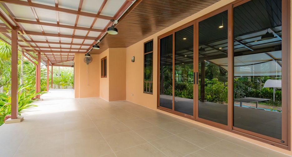 For rent 4 bedrooms villa in Thalang, Phuket