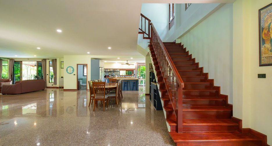 For rent 4 bedrooms villa in Thalang, Phuket