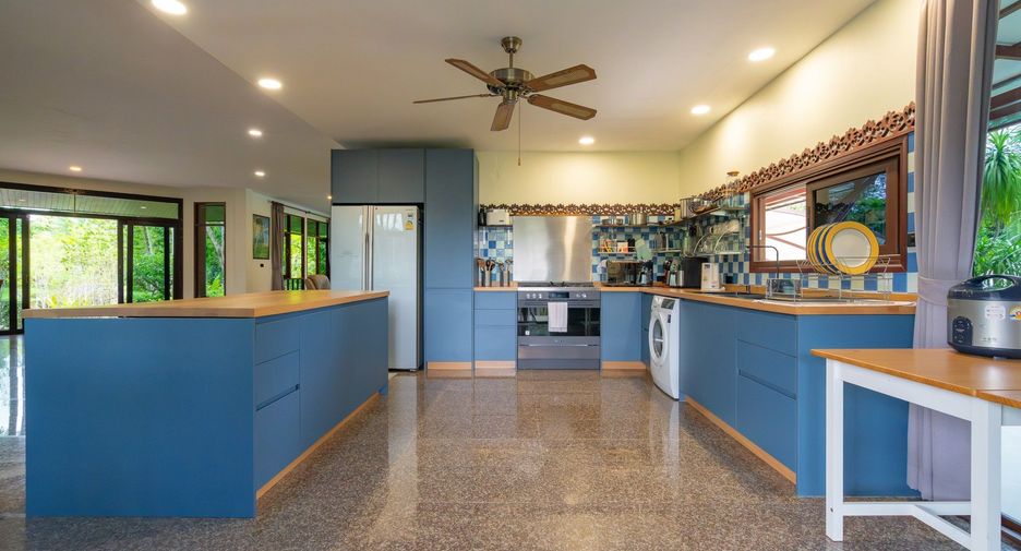 For rent 4 bedrooms villa in Thalang, Phuket