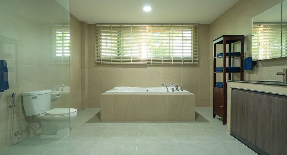 For rent 4 bedrooms villa in Thalang, Phuket