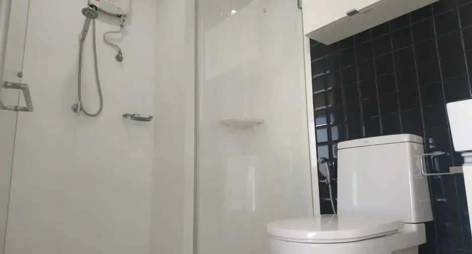 For rent 1 bed condo in Phra Khanong, Bangkok