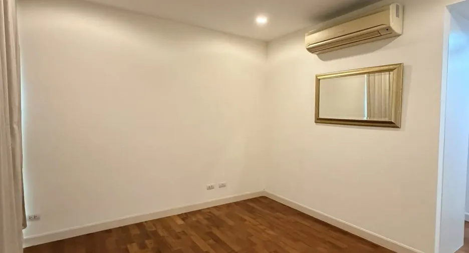 For sale 1 bed apartment in Watthana, Bangkok