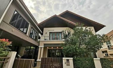 À louer 3 chambres maison à San Kamphaeng, Chiang Mai