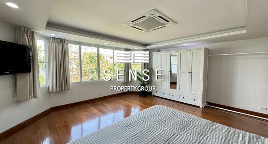 Casa adosada en venta de 4 habitaciones en Sathon, Bangkok