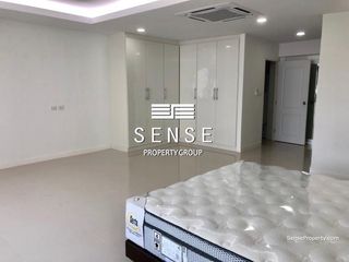 Casa adosada en alquiler de 4 habitaciones en Sathon, Bangkok