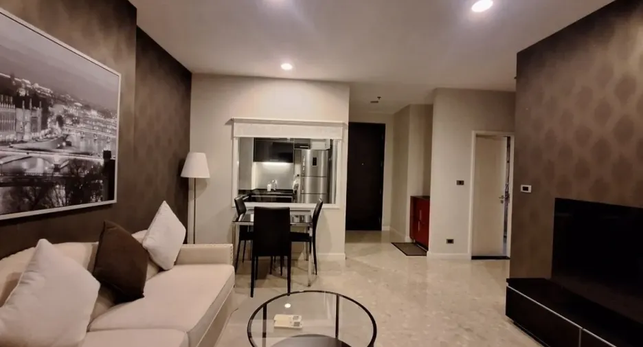 For rent 1 bed condo in Khlong Toei, Bangkok