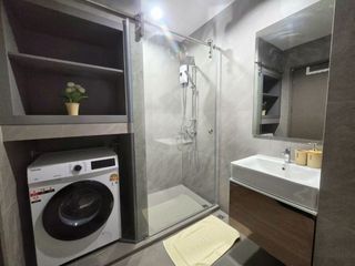 Wohnung zur Miete mit Studio in Khlong Toei, Bangkok