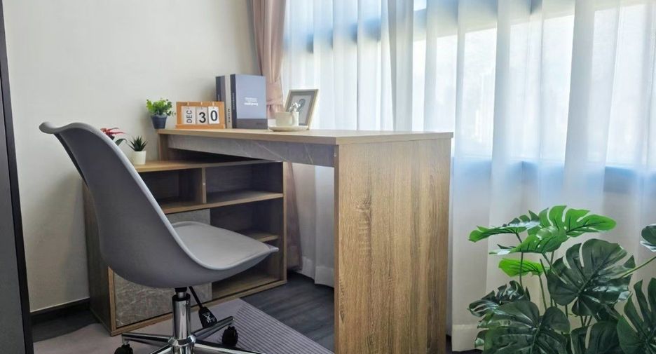Wohnung zur Miete mit Studio in Khlong Toei, Bangkok