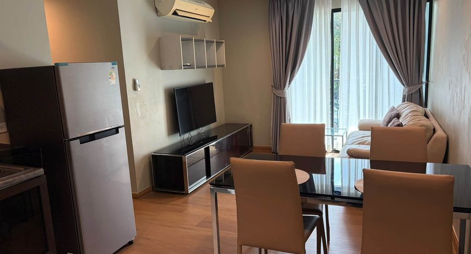 Продажа 2 спальни кондо в Щаттхана, Бангкок