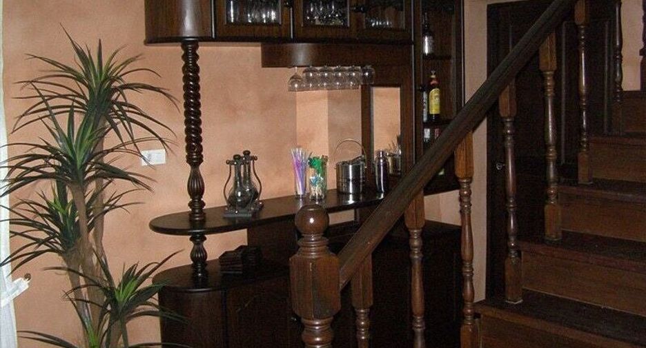 Villa zum Kauf mit 5 Zimmer in Bang Lamung, Chonburi