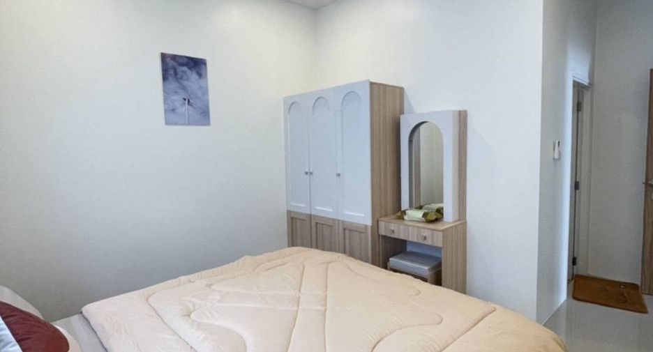 For rent 3 bedrooms house in Mueang Krabi, Krabi