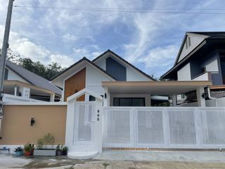 For rent 3 bedrooms house in Mueang Krabi, Krabi