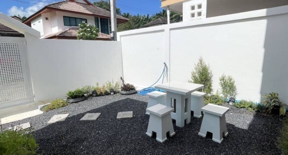 For rent 3 bedrooms house in Mueang Krabi, Krabi