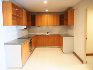 For rent 3 ベッドルーム apartment in Pathum Wan, Bangkok