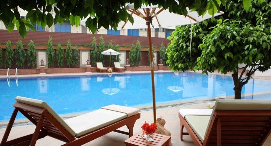 For rent 2 bedrooms apartment in Sathon, Bangkok