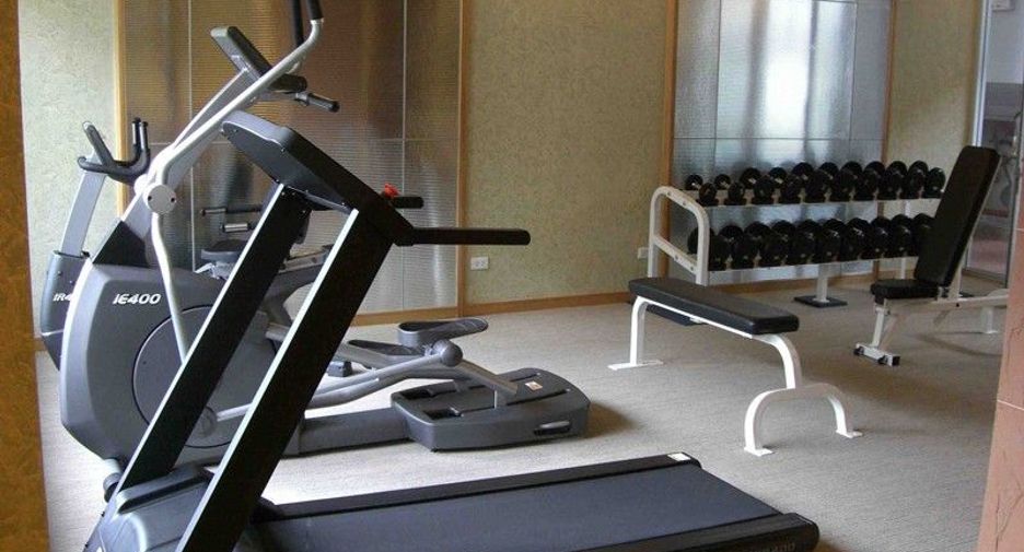 For rent 3 bedrooms apartment in Sathon, Bangkok