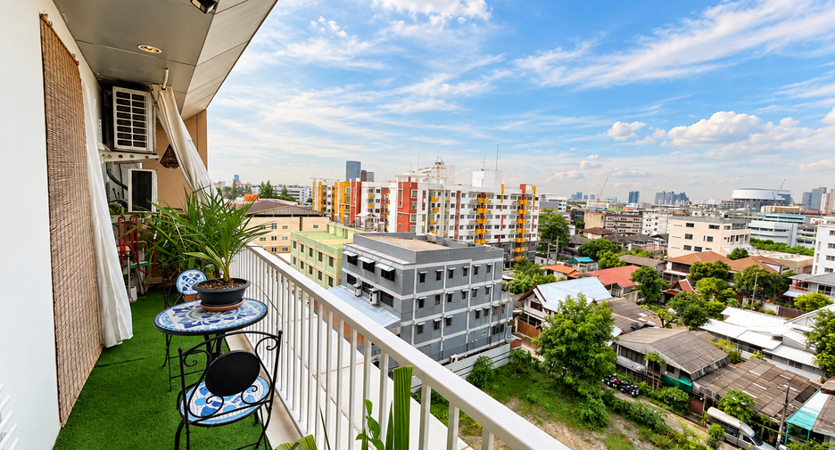 For sale 1 bed condo in Bang Na, Bangkok