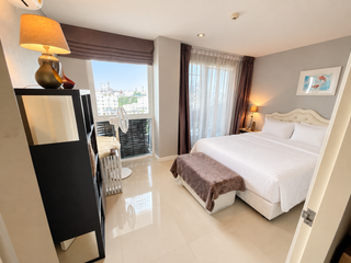 For sale 1 bed condo in Bang Na, Bangkok