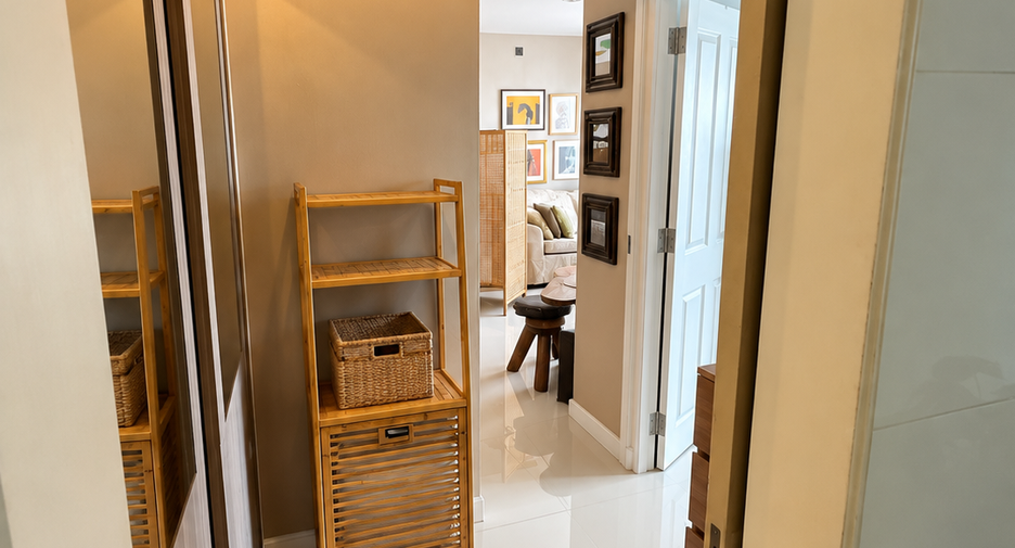 For sale 1 bed condo in Bang Na, Bangkok