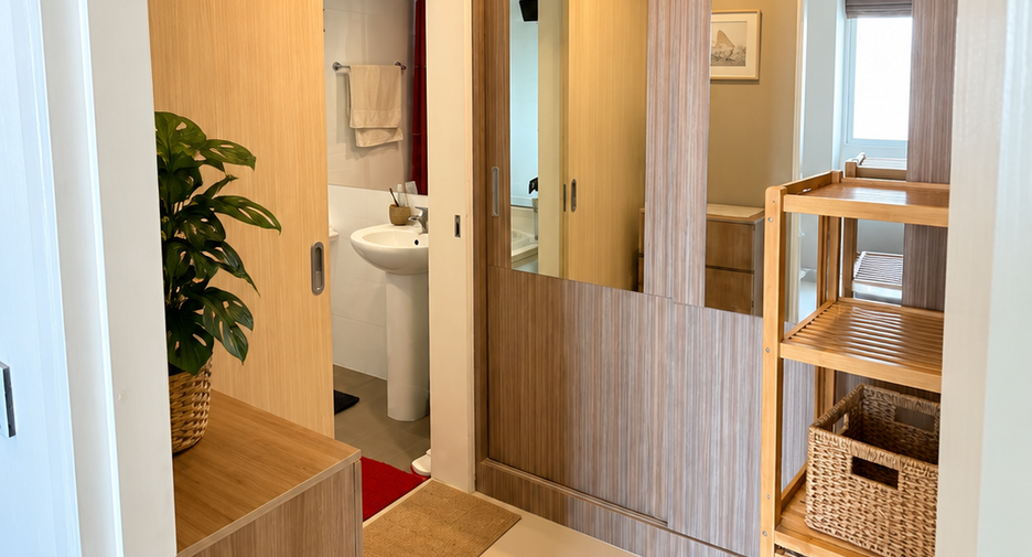 For sale 1 bed condo in Bang Na, Bangkok