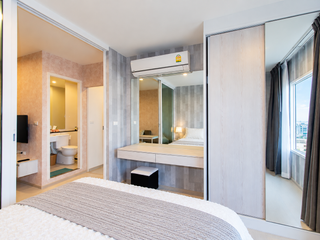 For rent and for sale 1 bed condo in Mueang Samut Prakan, Samut Prakan