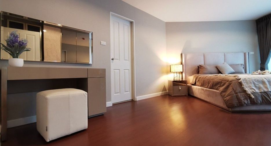 For sale and for rent 5 bedrooms condo in Huai Khwang, Bangkok
