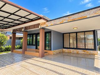 For sale 3 bedrooms house in Cha Am, Phetchaburi